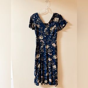Old navy flutter sleeve dress
